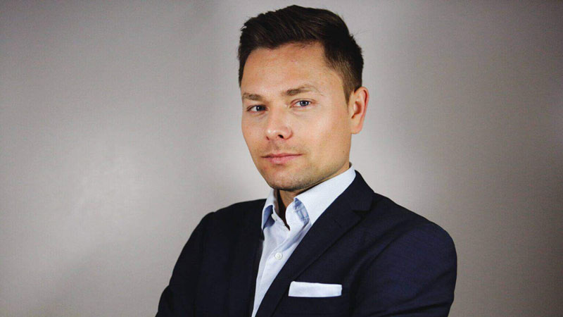 Maxim_Mankevich-trainer-speaker-v2